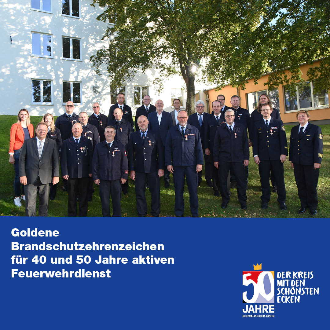 Landrat Winfried Becker verleiht Goldene Brandschutzehrenzeichen für 40