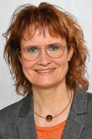 Dr. Andrea Fink-Jacob, Diplom-Pädagogin, systemische Beraterin (SG), Coach (THM) und Supervisorin - Udo Heisinger